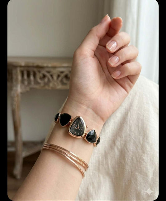 Quartz Watch Irregular Design Dial Watch Watch Fashion Colored High-Level