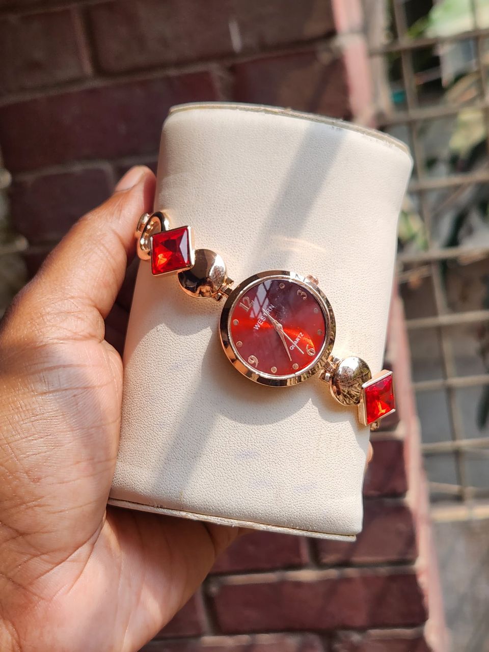 Gorgeous-stone work-ladies watch