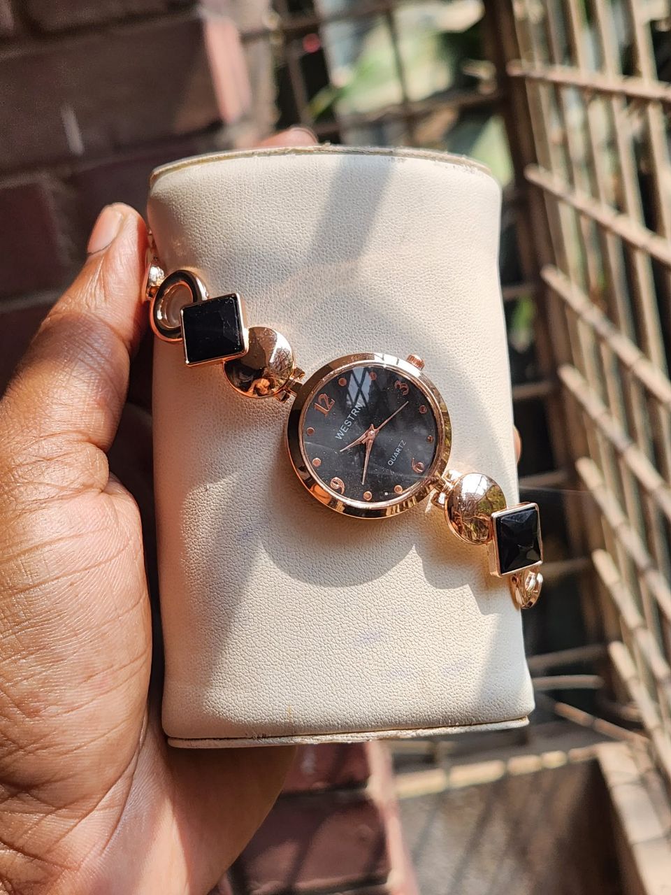 Gorgeous-stone work-ladies watch