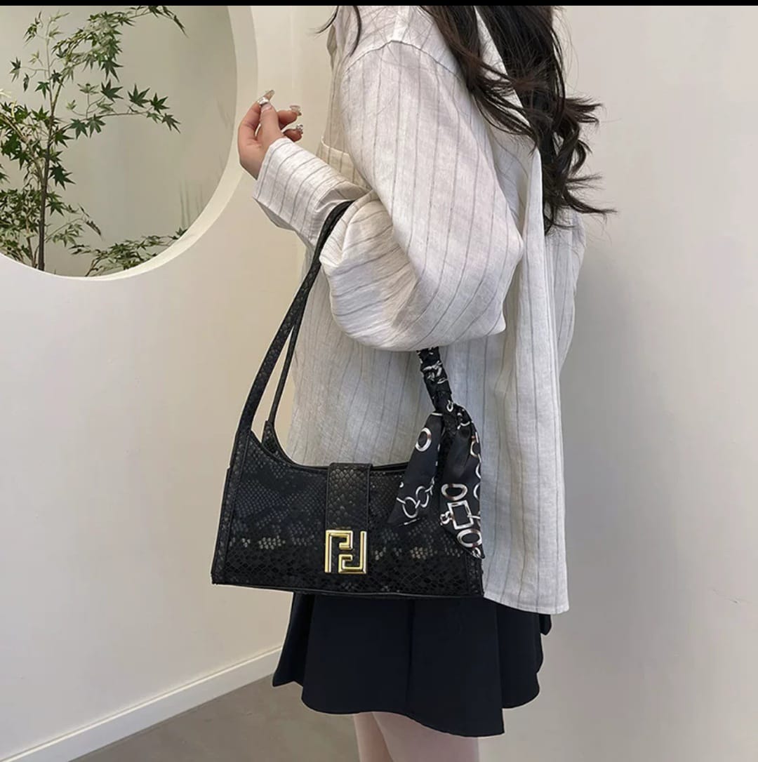 Casual retro snack long  purse
Zipper system